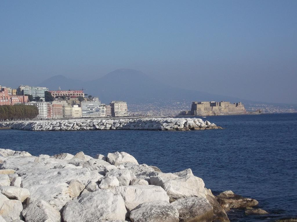 Villa Monolocale fronte strada Napoli centro storico Esterno foto